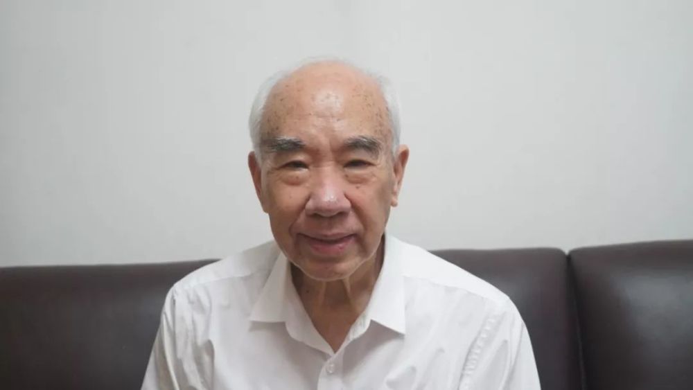 专访著名法学家李步云假话违心的话决不能说