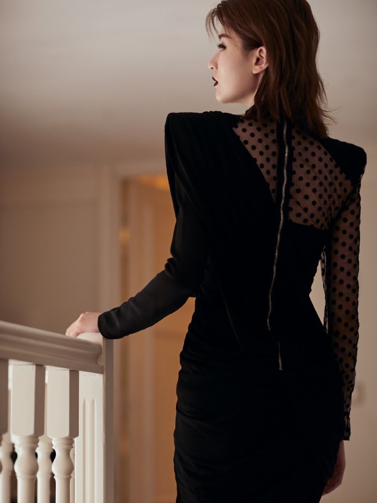 25岁乔欣终于放开了搭配透视连衣裙美得不敢认