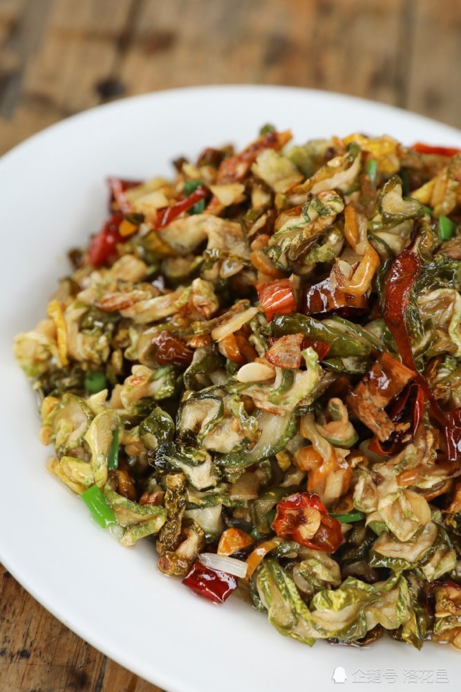 油炒黄瓜干,这是你值得尝试的一道菜