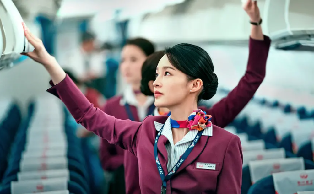 关晓彤参演中国机长反被骂多余网友扒出原型误会她了