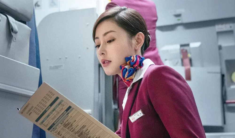 关晓彤参演中国机长反被骂多余网友扒出原型误会她了