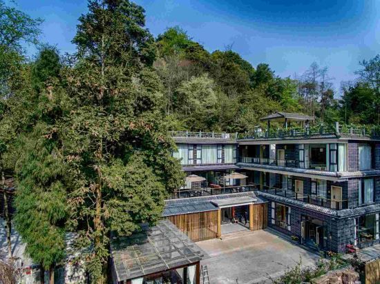 线路三:崇州市乡村精品民宿凡朴生活(集贤乡山泉村)——桤木·白居