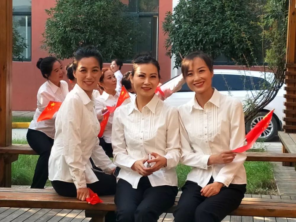 陈仓初中快闪《我和我的祖国》献礼祖国70周