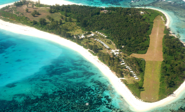 安全,邀请中国在马埃岛建立军事基地,以此来帮助塞舌尔打击亚丁湾海盗