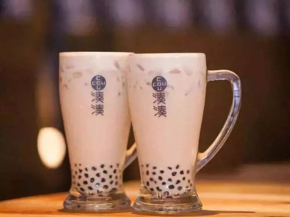 辞职去开奶茶店的人,每天比996还惨