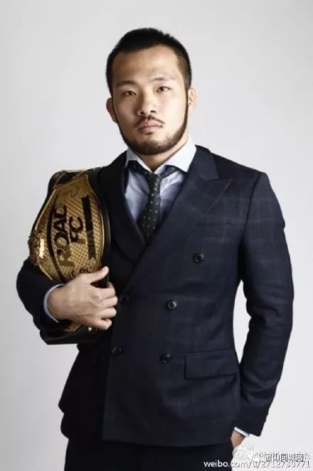 2006年,吴成杰入选黑龙江省散打队进行系统的散打训练,并在2006和07年