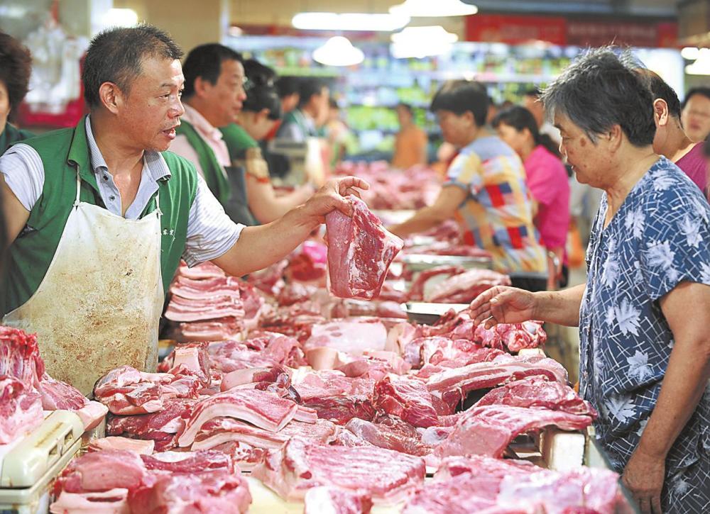 猪肉"得道"鸡蛋"升天",鸡蛋2元一个?老百姓:光吃蔬菜算了