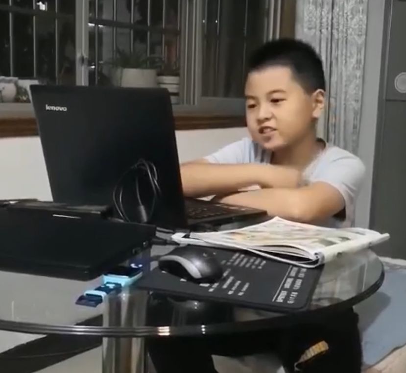 【巴东红领巾】英语故事表演秀《lock and key》