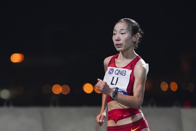 体育问题专家赵佳兴表示:"竞走当然存在一些问题,但任何体育项目都有