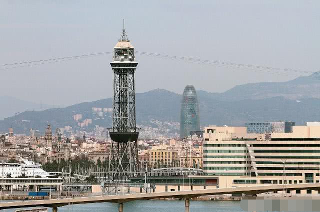 世界十大电视塔排名,中国占据了50%,河南郑州