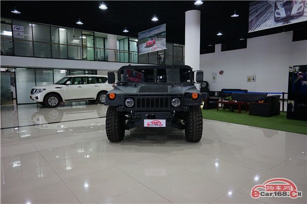 越野车圈里的大哥大 野外一骑绝尘 城市中引得万千路人侧目