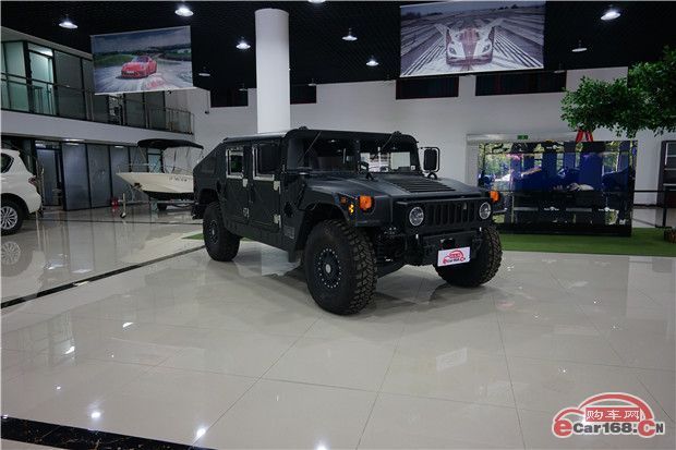 越野车圈里的大哥大 野外一骑绝尘 城市中引得万千路人侧目