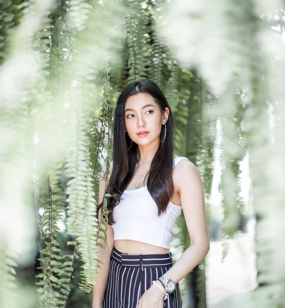 泰星bella经纪人生日会上大跳热舞,难掩好心情