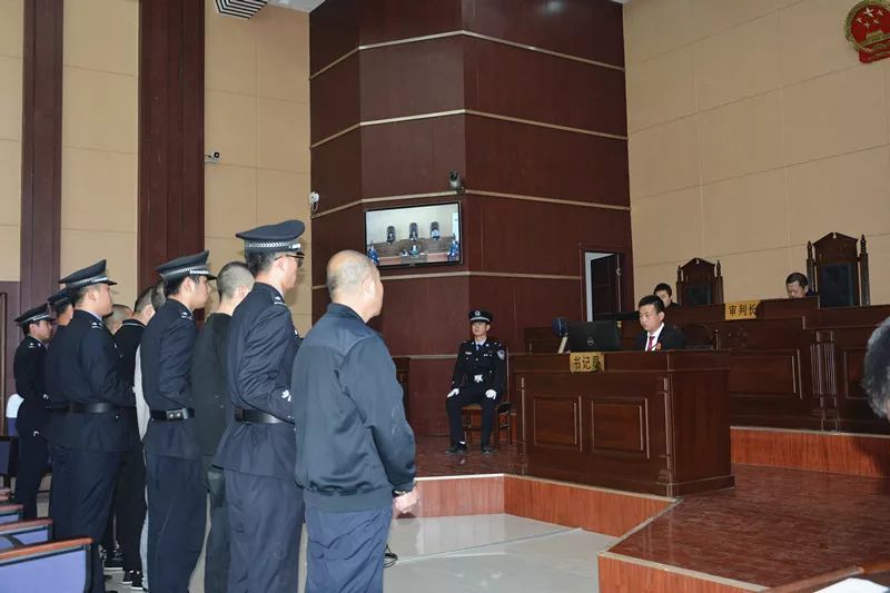 甘肃岷县法院公开宣判一起恶势力团伙案件