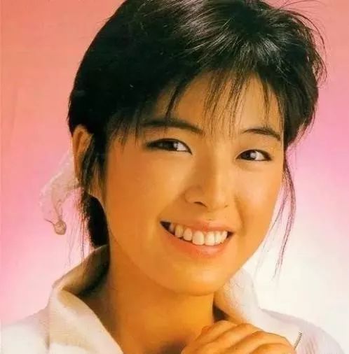 罗美薇年轻时的罕见靓照难怪张学友见她一见钟情