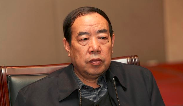 贾平凹|路遥的窑洞莫言没有阳光的书房、贾平凹：曾经作家贫，如今不敢穷