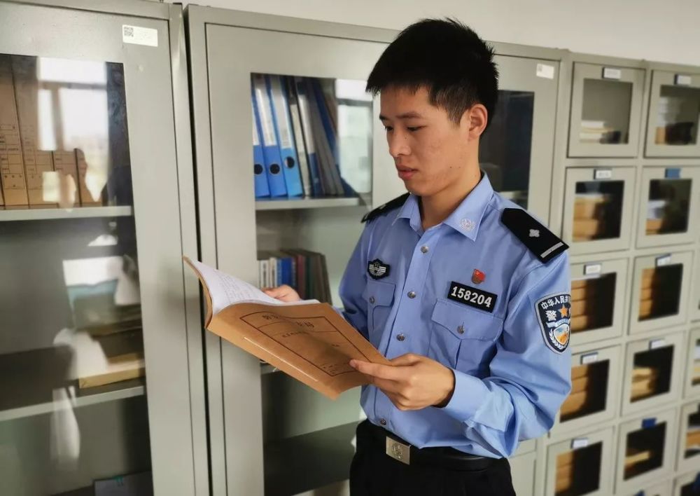 曹文兵从新警到数据能手的成长