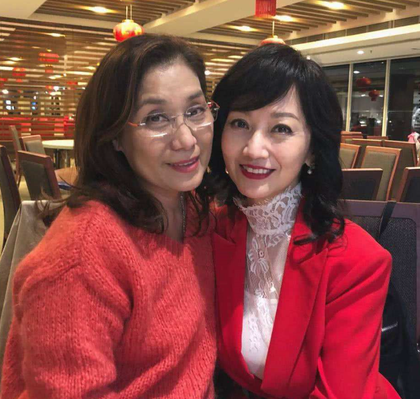 有种"不公平"叫赵雅芝姐妹,赵雅芝成不老少女,妹妹却像奶奶!