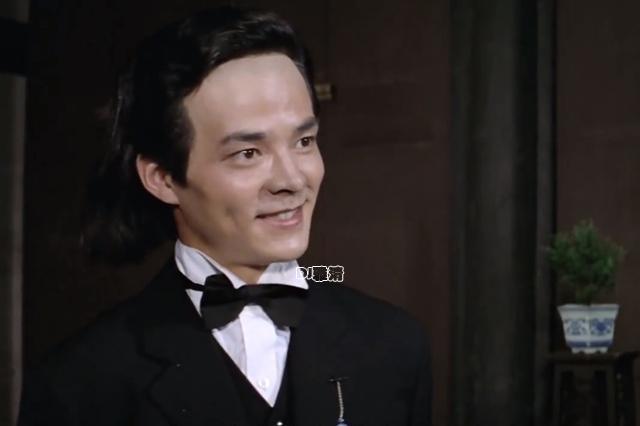 而《阿q正传》中还有一个著名的人物假洋鬼子是谁扮演的呢?