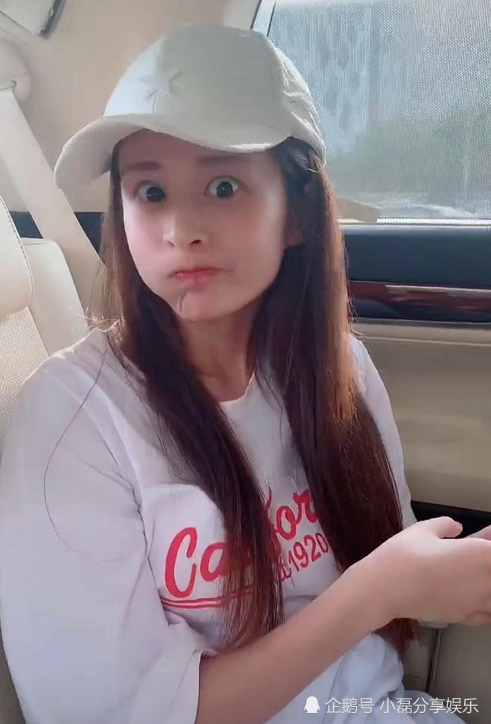 付辛博在车上偷拍纯素颜的颖儿,暴露真实颜值,相信你们是真爱了