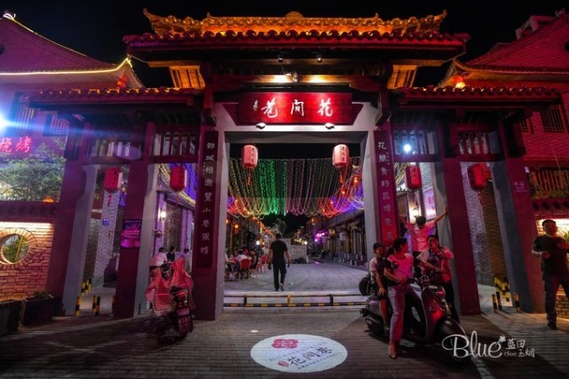 作为吃货,来到河南博爱县,不能不去的地方要属花间巷,以小吃闻名的