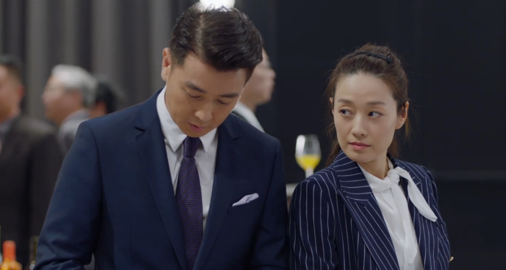 在远方:刘云天怒扇霍梅耳光并撤职,霍梅患重度抑郁自杀!