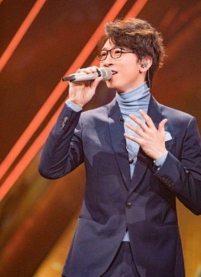 上海主持人陈辰,她的另一半是《声入人心》的