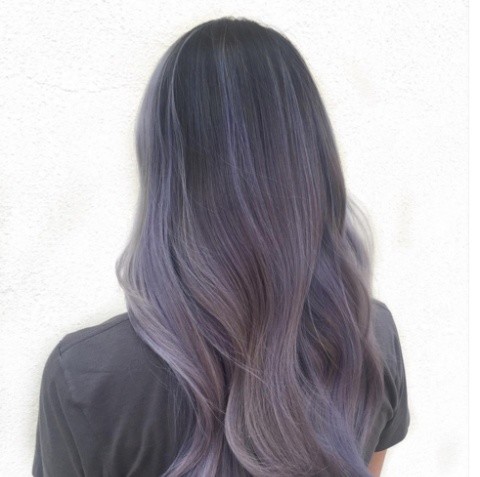 皮肤白的人最适合了烟熏紫