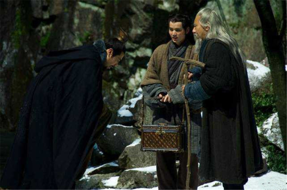 庄子晚年丧妻他不但没哭反而敲着瓦盆唱歌是不是太过分了