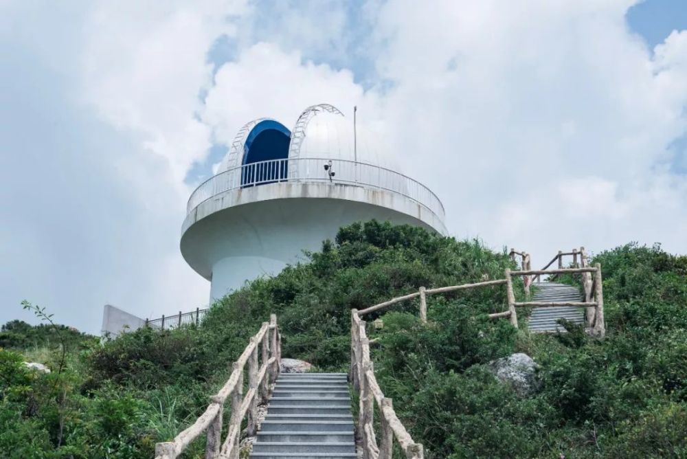 深圳天文台，224米悬崖孤岛