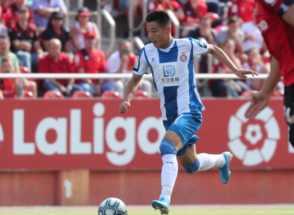 西甲:国足大将武磊7场0球!西班牙人遭吐槽:踢的