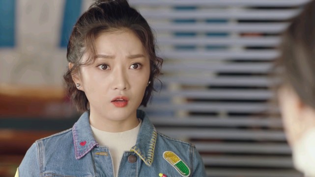 十年三月三十日楚芸出现对于袁莱真是个多事之秋