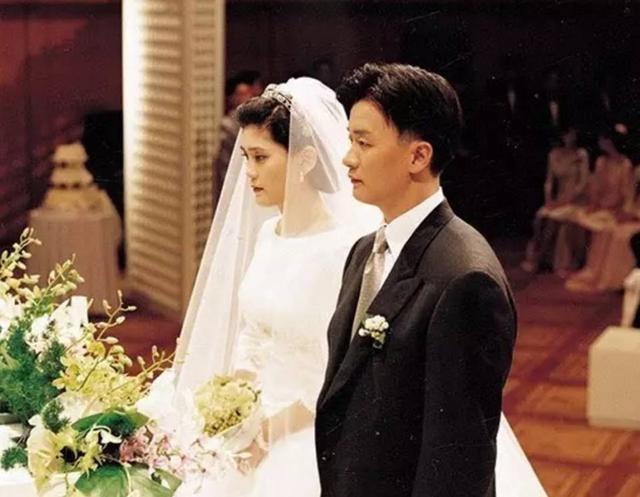 离婚赔了141亿嫁错凤凰男豪门李英爱如何撑起自己的人生