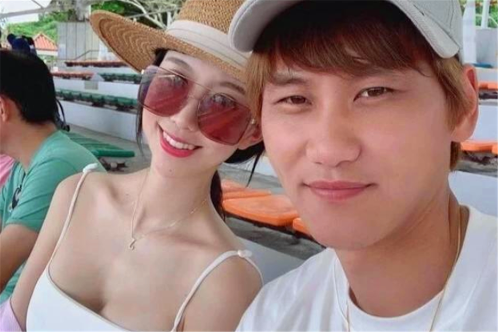 裴帅请假陪妻子产检遭拒后自行离队,遭天津天