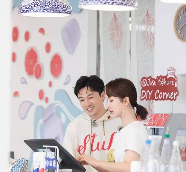 杨紫的胆子有多大?当面和苏有朋"算旧账",成《右脚》御用女主