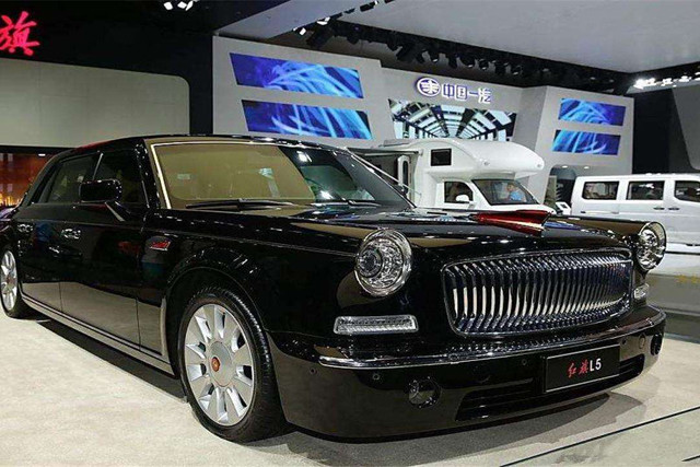 九月销量11570辆,红旗终于不只在阅兵式上才可见了!