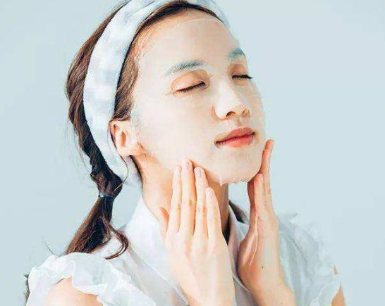 睡前护肤步骤你知道多少?睡美容觉要先做好护肤,这些步骤不能少