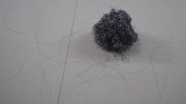 不用愁,一招轻松解决,一根碎发都找不到