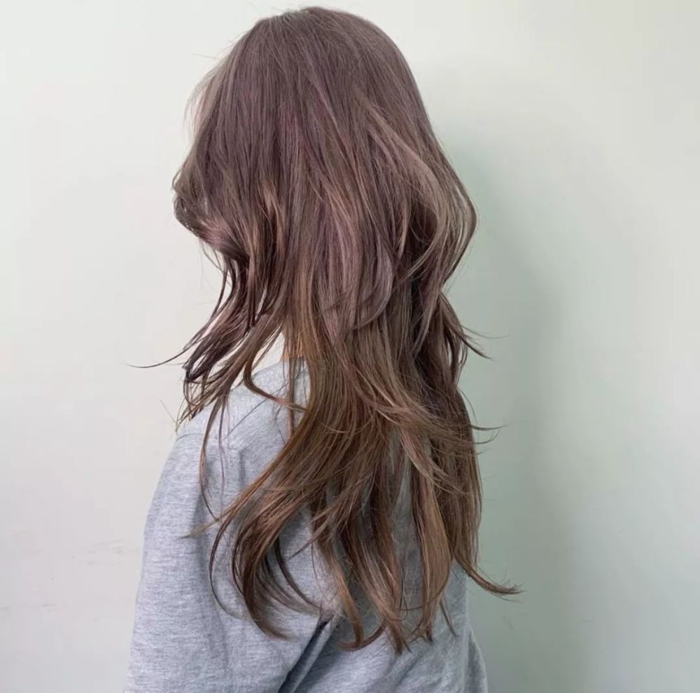 三月时髦中长发