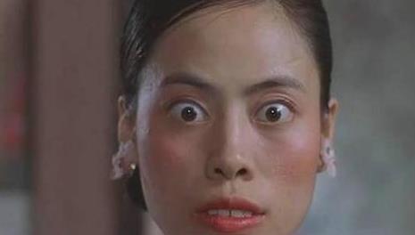 周星驰《功夫》中的龅牙珍嫁人了?看到现在照片,真后悔没早下手