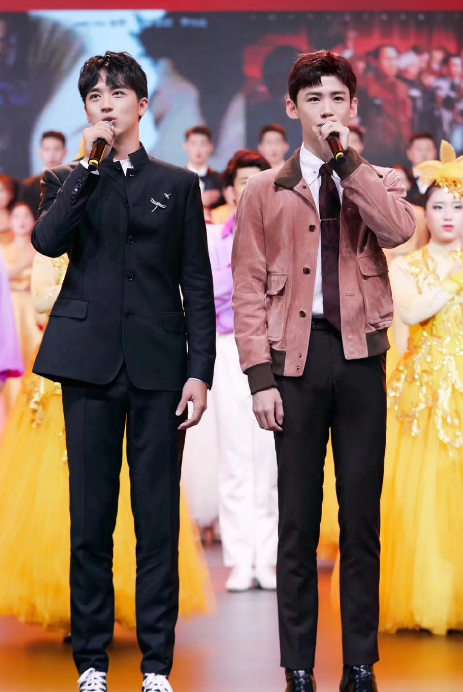 我不能恋爱的女朋友 刚播 主演们携5部新剧接档 你看好哪部 曹盾 仲夏满天心 谭松韵 导演 创想季 许魏洲 白敬亭 亲爱的麻洋街 我不能恋爱 的女朋友 赵洁