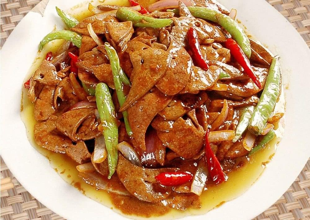 炒猪肝时,记住几点,炒出来的猪肝又嫩又香