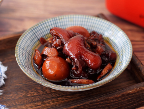 广东传统名菜"猪脚姜",女人常吃活血暖身还驱寒,错过可惜了