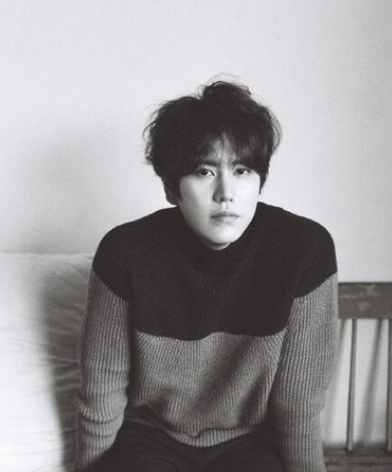 圭贤终于实现愿望,在舞台上表演金钟铉的歌曲,送给最爱的弟弟