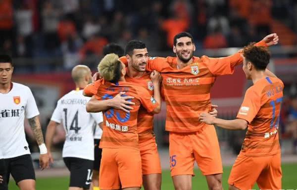 好样的 山东鲁能学霸再放豪言 透露李霄鹏指导为何严厉 腾讯新闻