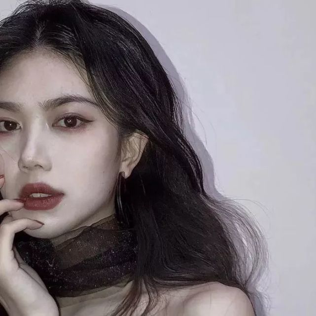女生头像丨我也想谈恋爱 可我不想再分手了
