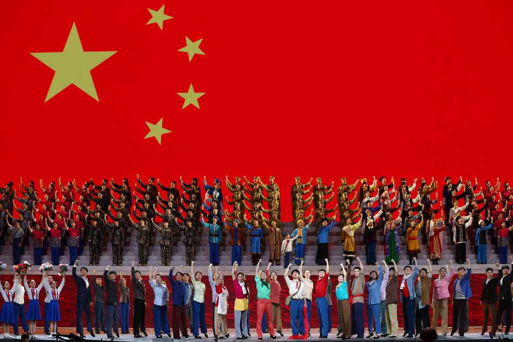 奋斗吧中华儿女朱海为新时代打造中国特色的人民史诗