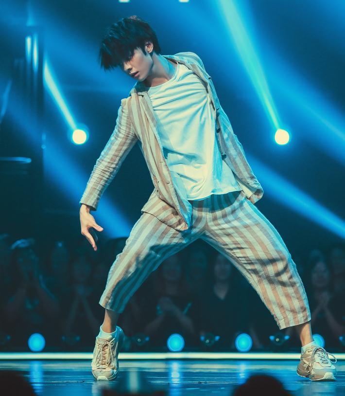 王晨艺参加《舞蹈风暴》,此次的舞蹈主题暗示了原因