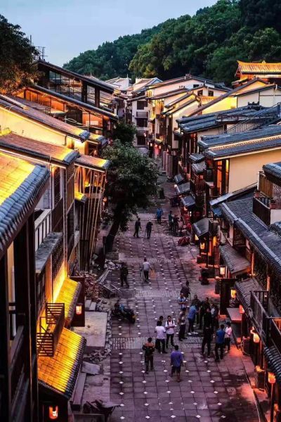 重庆黄桷垭老街修缮竣工 邀游客国庆"打卡"千年老街