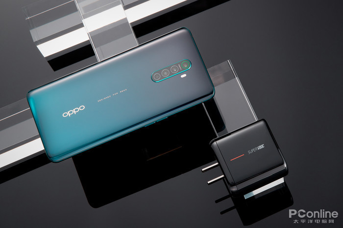 oppo reno ace外觀解析:對稱美感設計,握持細潤舒適